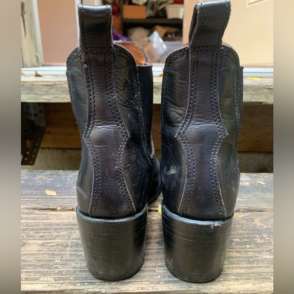 Black Frye boots, Size 10 women’s - Picture 3 of 5